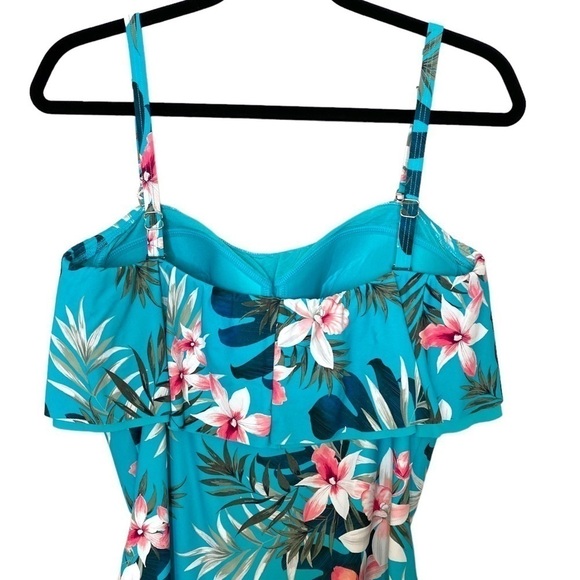 Coco Contours Agate Ruffle Bandeau Bra Sized One Piece Swimsuit - Tropicale - Picture 8 of 16